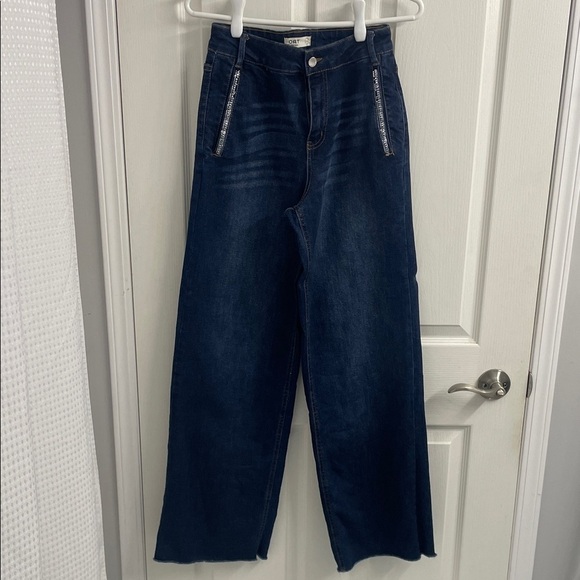 OAK New York Denim - Oak New York High Waist Wide Leg Rhinestone Pocket Dark Wash Denim Jeans Sz 2/26